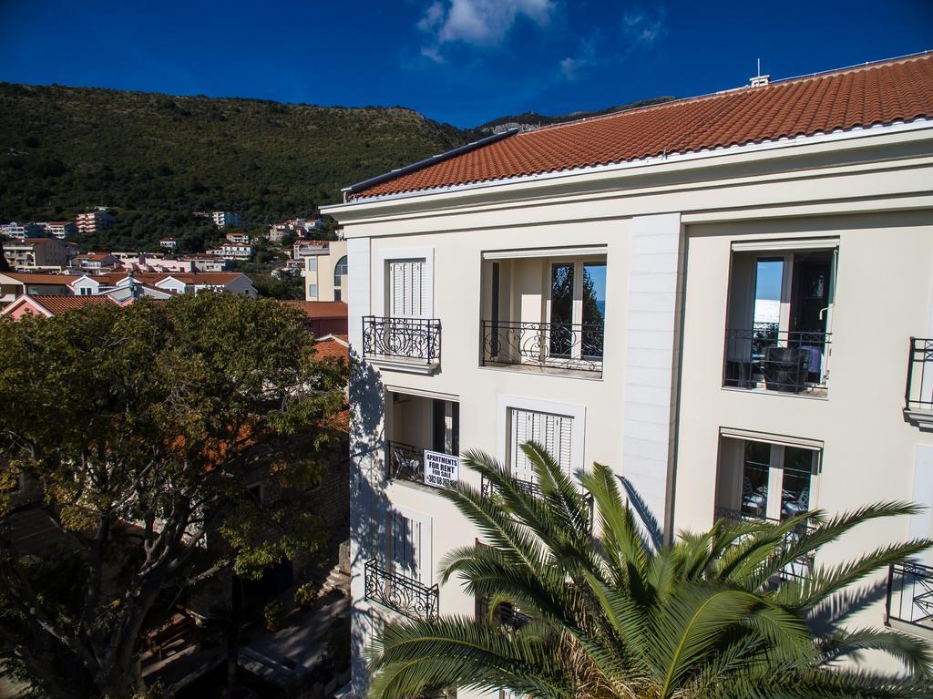 De Lux Apartments Petrovac Exteriör bild