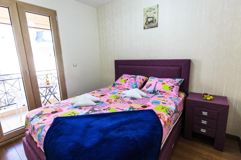 De Lux Apartments Petrovac Exteriör bild