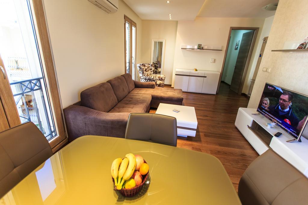 De Lux Apartments Petrovac Exteriör bild