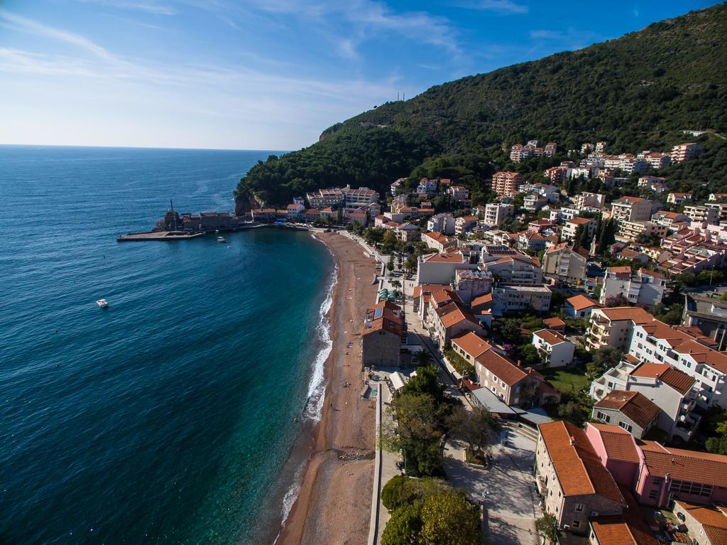De Lux Apartments Petrovac Exteriör bild