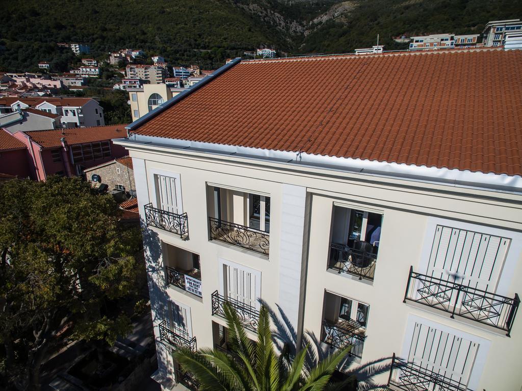 De Lux Apartments Petrovac Exteriör bild