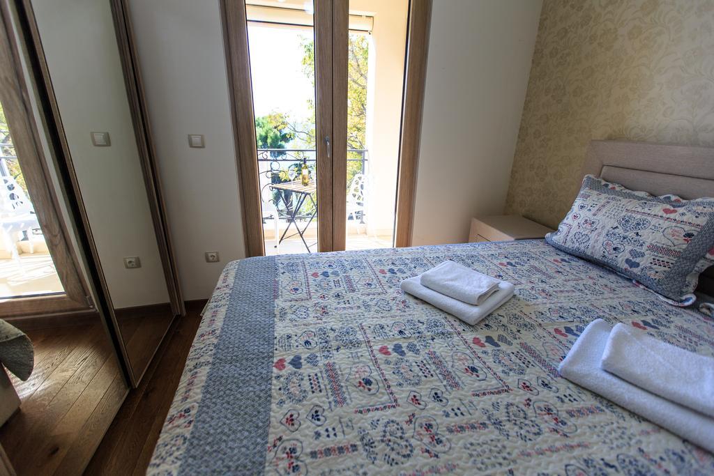 De Lux Apartments Petrovac Exteriör bild