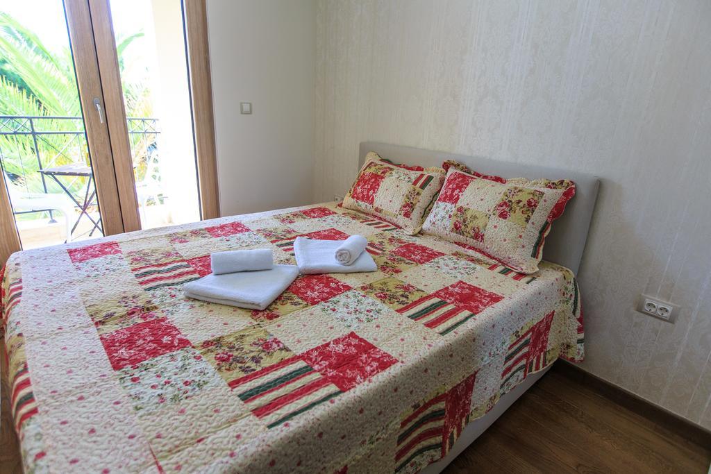 De Lux Apartments Petrovac Exteriör bild