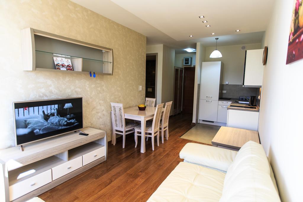 De Lux Apartments Petrovac Exteriör bild