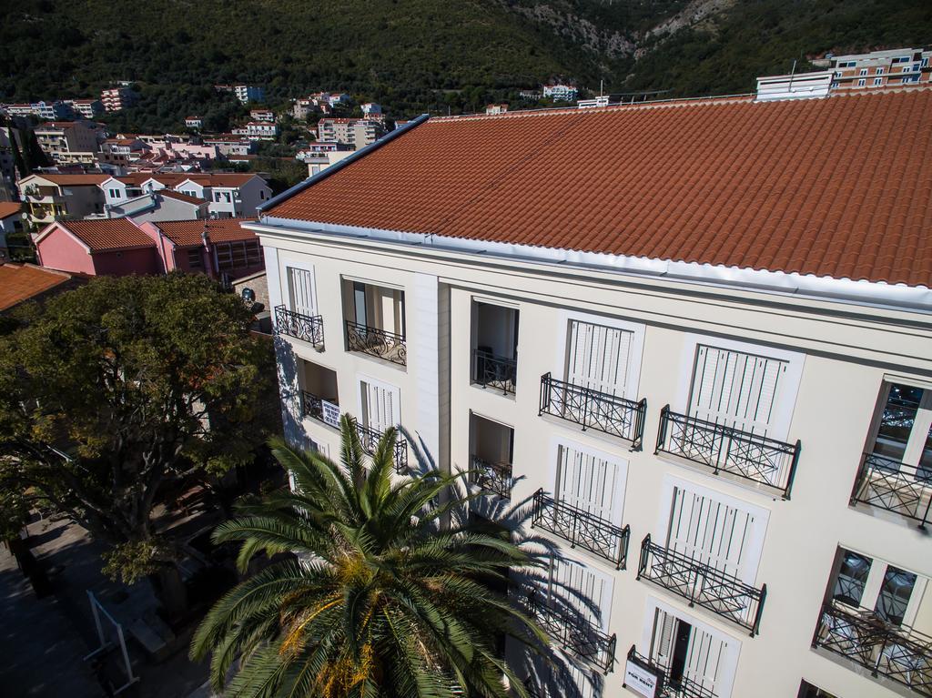 De Lux Apartments Petrovac Exteriör bild