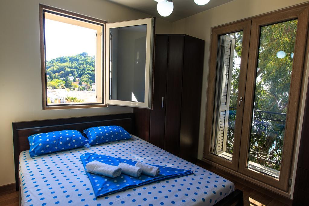 De Lux Apartments Petrovac Exteriör bild