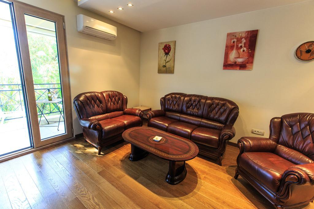 De Lux Apartments Petrovac Exteriör bild